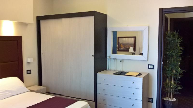Eurohome Comfort Apartment Сінья Екстер'єр фото