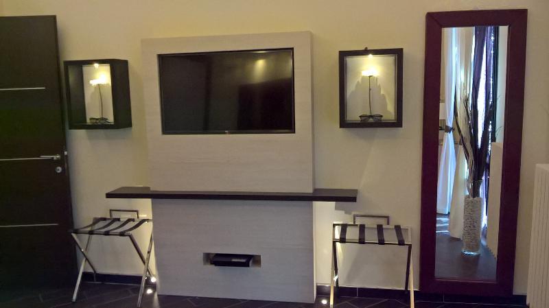 Eurohome Comfort Apartment Сінья Екстер'єр фото